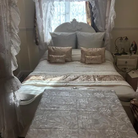 Jasmine House New Quay